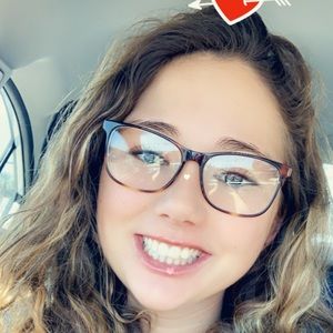 Meet your Posher, Jenna